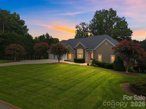 162 Sagemore Rd, Mooresville, NC, 28117-8455 | Card Image