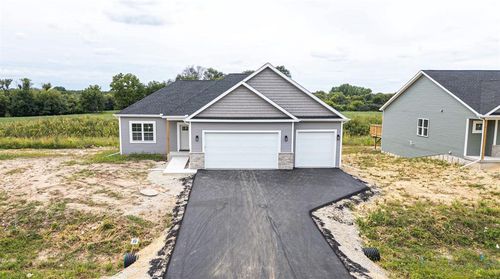 201 Edgewater Ct, Theresa, WI, 53091-9544 | Card Image