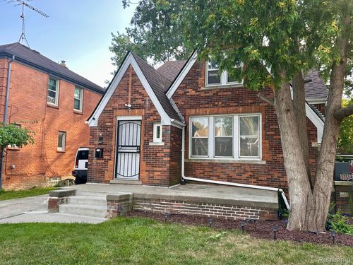 5293 Bedford St, Detroit, MI, 48224-2652 | Card Image