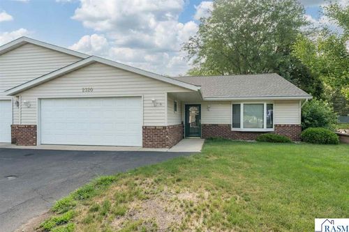 2320 Hoffman Path, Mankato, MN, 56001 | Card Image