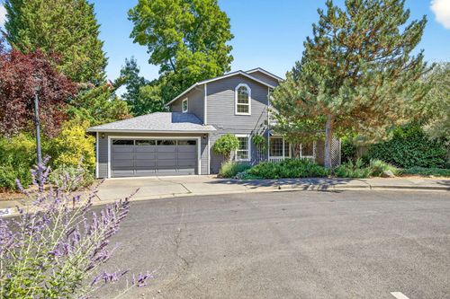 1365 Romeo Dr, Ashland, OR, 97520-7315 | Card Image