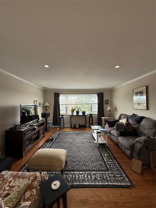 2-14 Summit Ave, Port Chester, NY, 10573-3806 | Card Image