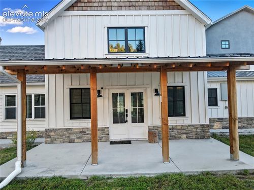 1636 Lakemoor Dr, Florissant, CO, 80816-8628 | Card Image