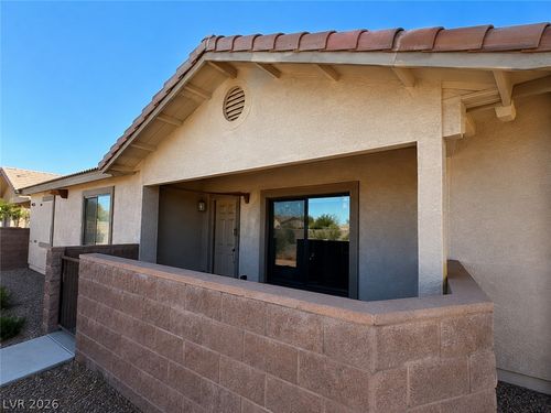 102-2050 Los Feliz St, Las Vegas, NV, 89156-7199 | Card Image