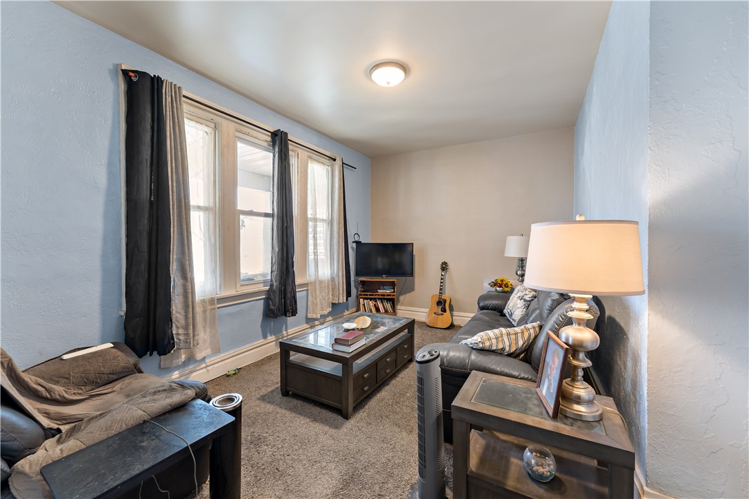 Residential in Mt Washington 5