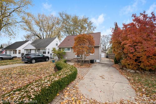 3602 Elmhurst Ave, Royal Oak, MI, 48073-2332 | Card Image