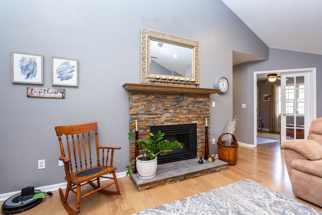 305 Mansfield Dr, House other with 3 bedrooms, 3 bathrooms and null parking in Lapeer MI | Image 7