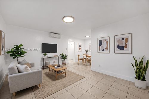 8-1989 N Glades Dr, North Miami Beach, FL, 33162-3193 | Card Image