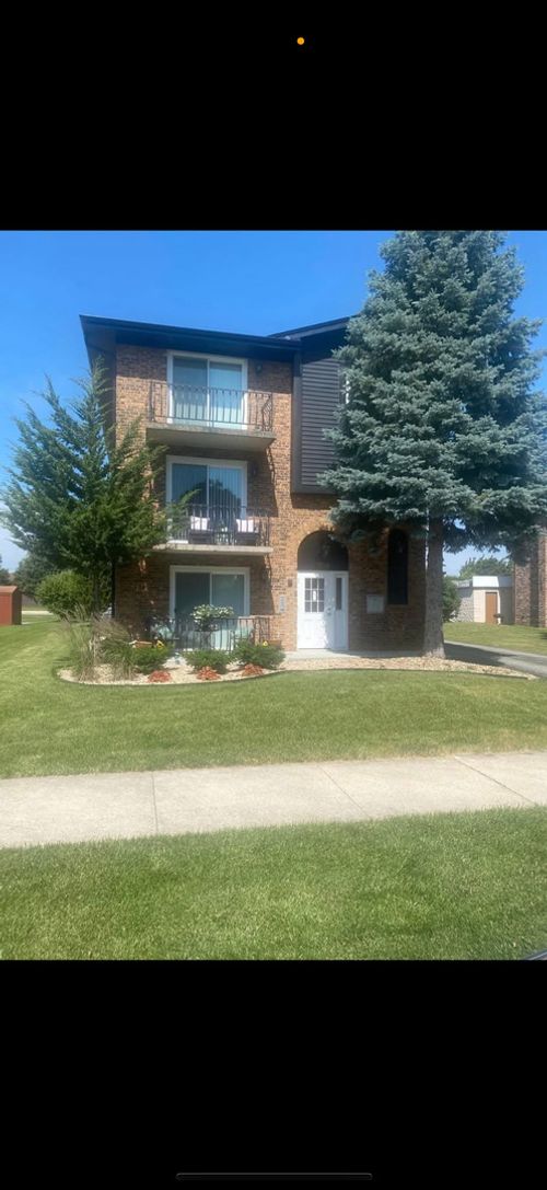 apt-3-16552 Crescent Ave, Tinley Park, IL, 60477-1900 | Card Image
