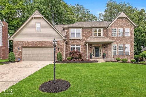 18532 Oriental Oak Court, Noblesville, IN, 46062 | Card Image