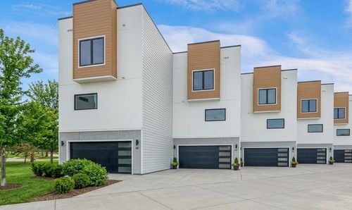 244 S Highway 71, Arnolds Park, IA, 51331-7108 | Card Image