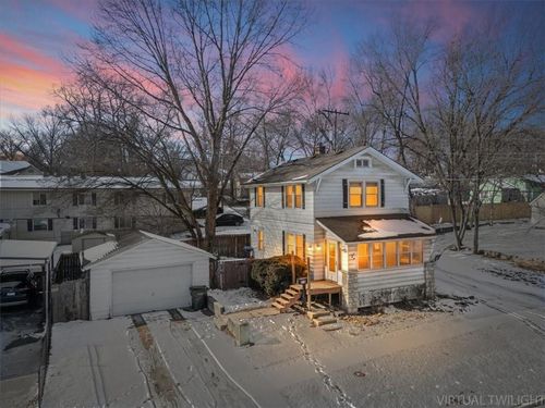 706 S 3rd St, Leavenworth, KS, 66048-2835 | Card Image