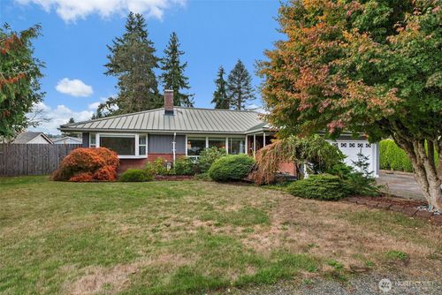 615 Oakland Ave, Centralia, WA, 98531-1543 | Card Image