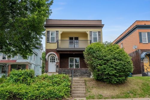 226 Ingram Ave, Pittsburgh, PA, 15205-2056 | Card Image