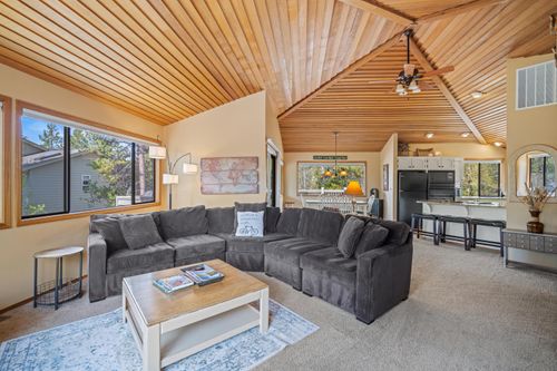 57815 Shag Bark Ln, Sunriver, OR, 97707 | Card Image