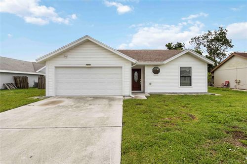 3540 65th Avenue Cir E, SARASOTA, FL, 34243-4116 | Card Image
