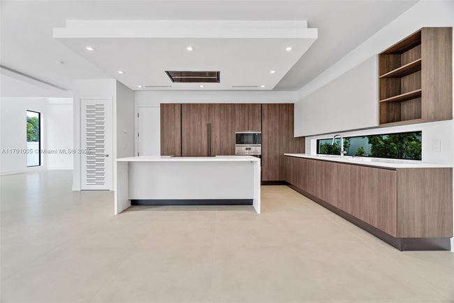 6818 - 6818 Nw 104 Th Ct, House other with 4 bedrooms, 5 bathrooms and null parking in Doral FL | Image 9