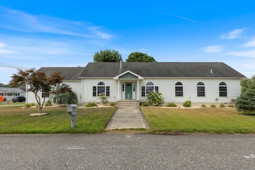 26 Marlyn Dr, Rio Grande, NJ, 08242-1435 | Card Image