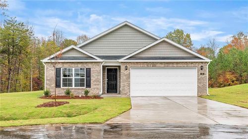 101 Noah Park Dr, Lexington, NC, 27292-2806 | Card Image