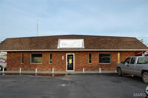 2223 S Westwood Blvd, Poplar Bluff, MO, 63901-6115 | Card Image