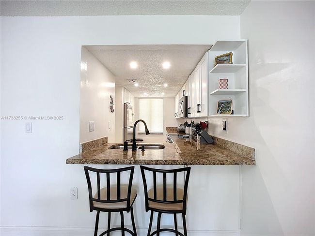 APT-308 - 9915 W Okeechobee Rd, Condo with 2 bedrooms, 2 bathrooms and null parking in Hialeah Gardens FL | Image 6