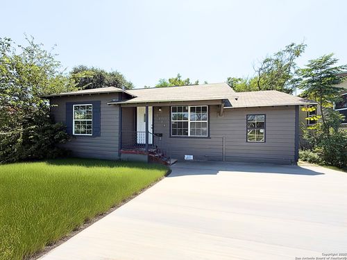 2234 Hays St, San Antonio, TX, 78202-2616 | Card Image