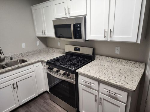 b-1201 S Main St, Belen, NM, 87002-3353 | Card Image