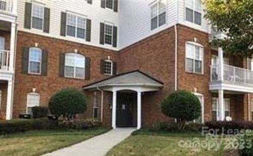 14668 Via Sorrento Dr, Charlotte, NC, 28277-3377 | Card Image