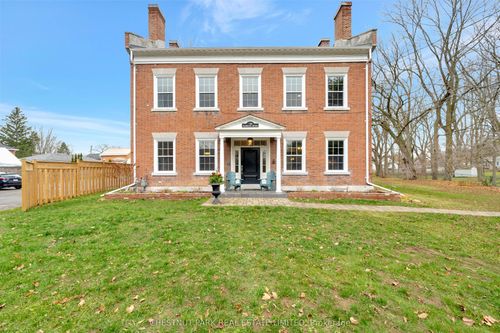 {{alt}} | Card Image