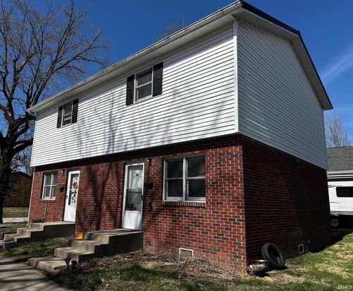 101 E Wayne St, Spencer, IN, 47460-1860 | Card Image