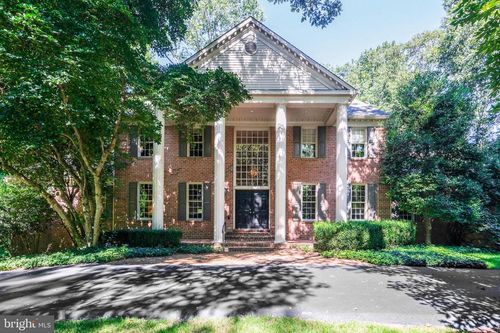 8024 Eddy Bend Trl, Fairfax Station, VA, 22039-2505 | Card Image