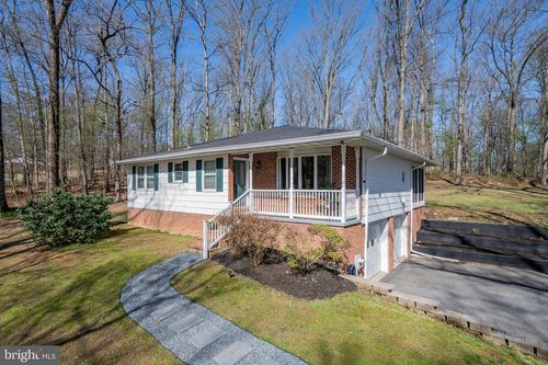 932 Western Chapel Rd, WESTMINSTER, MD, 21157-6742 | Card Image