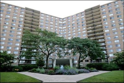 504 - 7033 N Kedzie Avenue, Condo with 2 bedrooms, 2 bathrooms and 2 parking in Chicago IL | Image 1