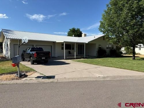 1622 Meadowbrook Blvd, Paonia, CO, 81428-9330 | Card Image