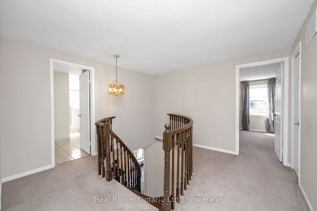 2013 Windy Oaks Dr, House other with 5 bedrooms, 4 bathrooms and 4 parking in Burlington ON | Image 15
