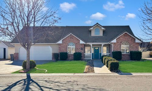 2368 Coletero Cir, Washington, UT, 84780-8110 | Card Image