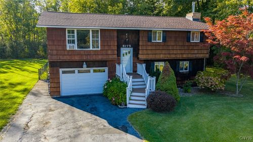 8175 Caughdenoy Rd, Clay, NY, 13041-9115 | Card Image