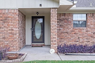 348 Meadowgreen Dr, House other with 3 bedrooms, 2 bathrooms and null parking in Port Neches TX | Image 2