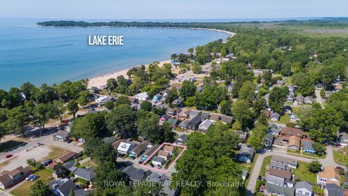 387 Elmwood Ave, Fort Erie, ON, L0S1N0 | Card Image