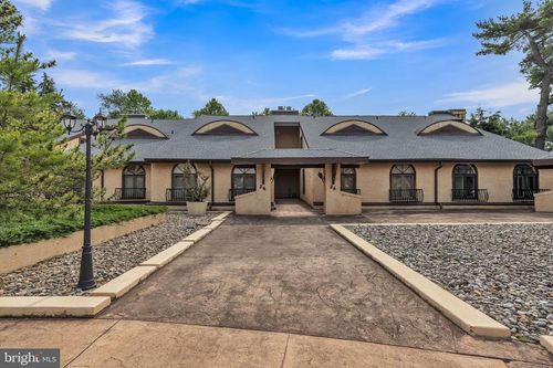 24 Browning Ln, CHERRY HILL, NJ, 08003-3165 | Card Image