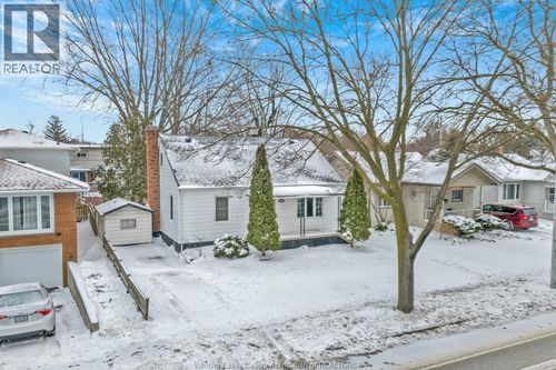 1418 Pillette Rd, Windsor, ON, N8Y3B9 | Card Image