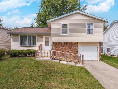 14 Moonstone Ct, Bloomington, IL, 61704-2328 | Card Image