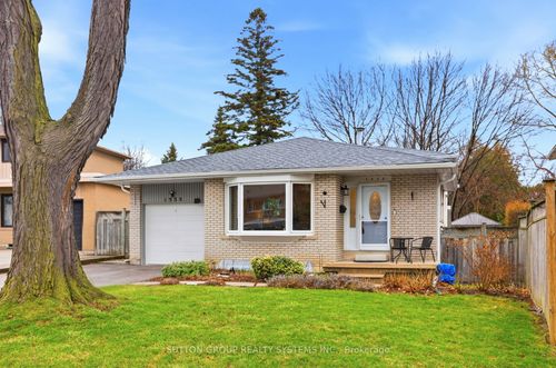 1535 Thetford Crt, Mississauga, ON, L5J3N2 | Card Image