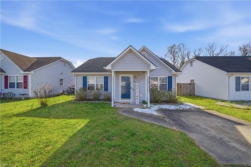 107 Old Oak Rd, Elizabeth City, NC, 27909-3349 | Card Image