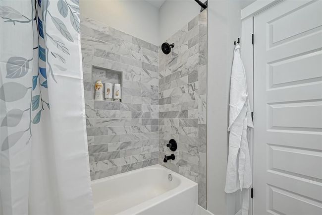 C - 2105 Sam Wilson St, House other with 3 bedrooms, 3 bathrooms and 1 parking in Houston TX | Image 23