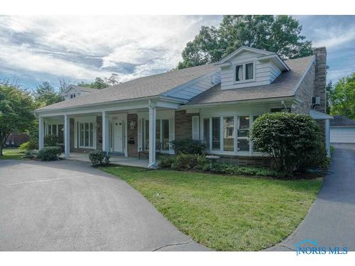 1-3783 Hillandale Rd, Ottawa Hills, OH, 43606-7725 | Card Image