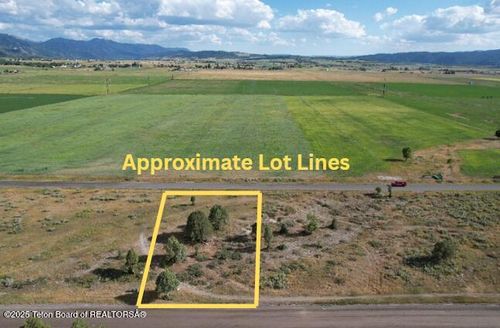 49 Bonneville Rd, Star Valley Ranch, WY, 83127-5252 | Card Image