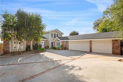 1011 Farrand Ct, Fallbrook, CA, 92028 | Card Image