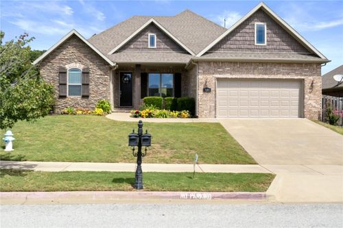 3050 W Featherock Way, Fayetteville, AR, 72704-5024 | Card Image