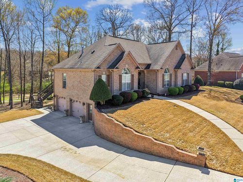 2700 Oakleaf Cir, HELENA, AL, 35022-7223 | Card Image